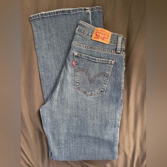 Levi’s Curvy Bootcut Jeans - Picture 3 of 5